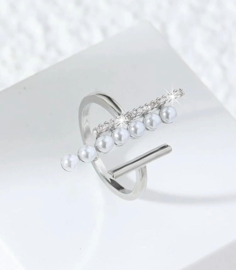Paloma pearl ring