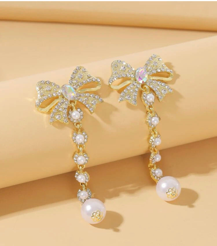 Pearl & Rhinestones bow earrings