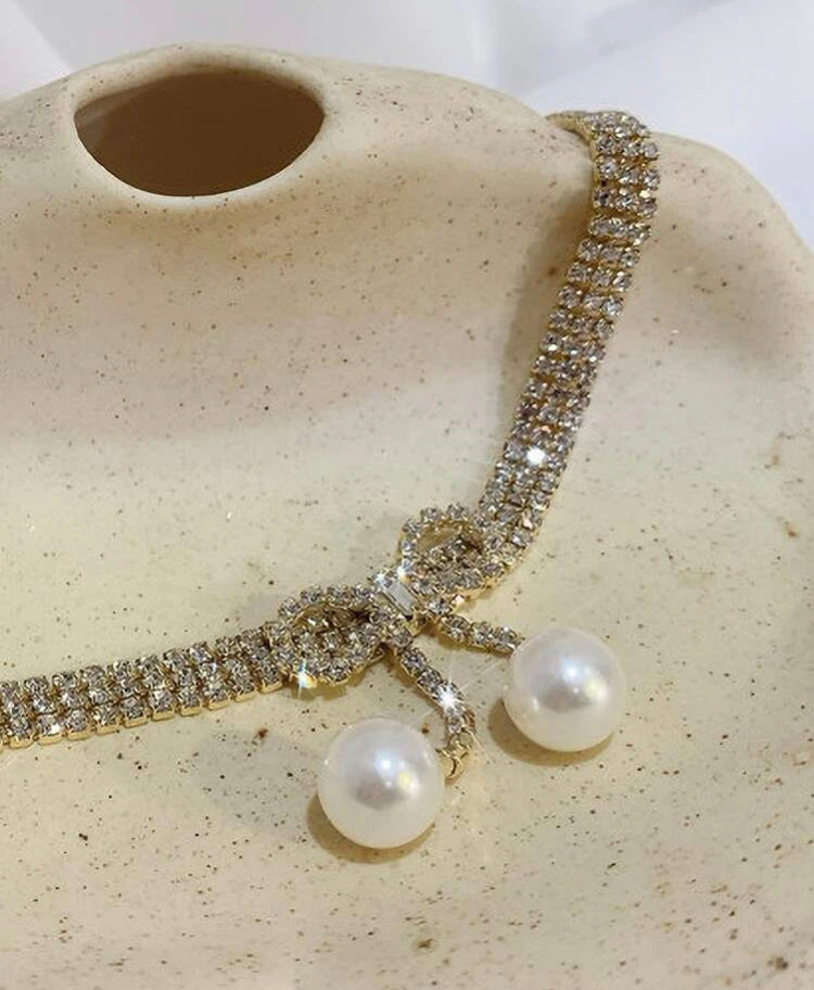 Rhinestone bow knot choker