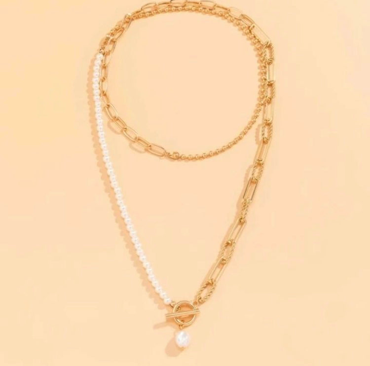 Maya Pearl Necklace
